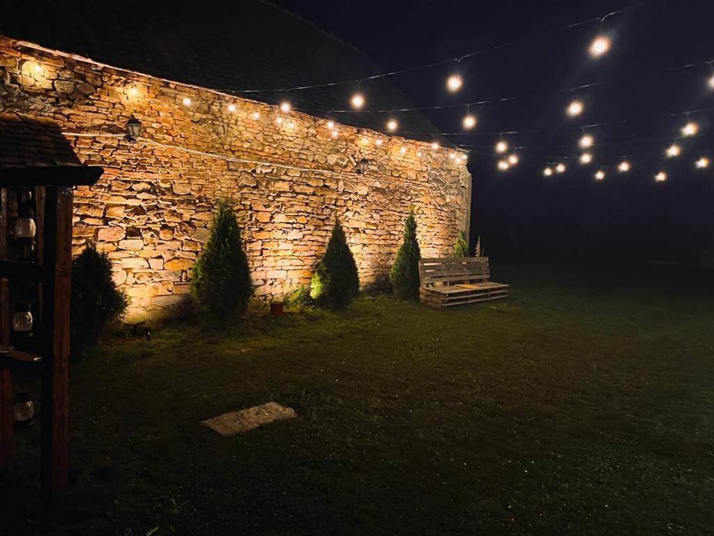 Gasthaus Casa Pe Valea Hartibaciului Barcut Exterior foto